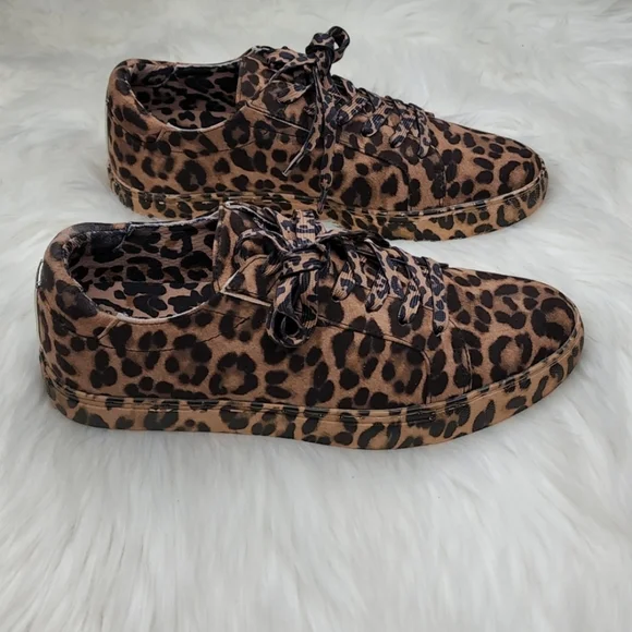 Kenneth Cole New York Kam EO Sneaker All Over Leopard Print - Picture 11 of 16